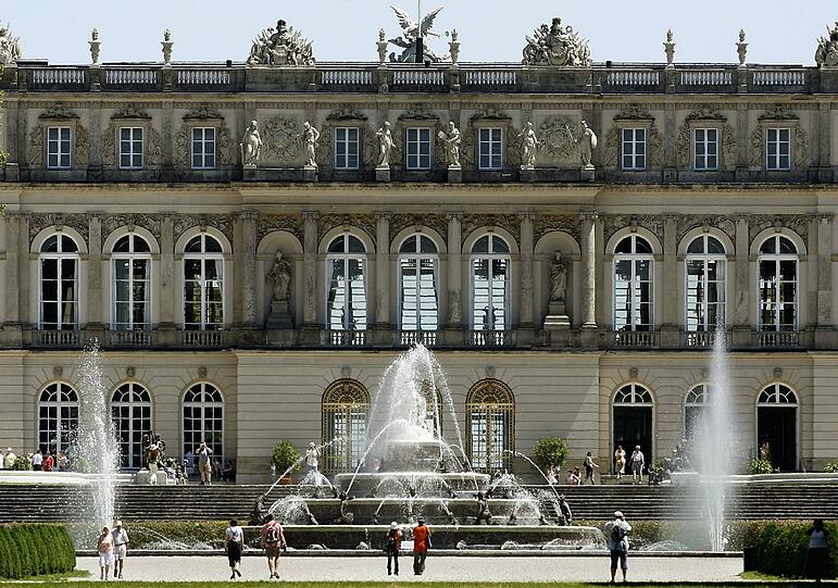 Platz 3: Neues Schloss Herrenchiemsee - das dritte Kini-Schloss kommt auf 377.329 Besucher.