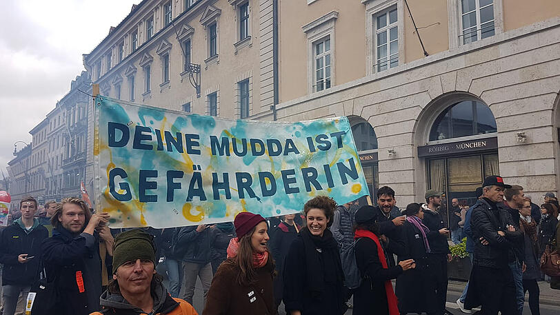 Eindrücke von der Demonstration "Jetzt gilt's" am Odeonsplatz in München.