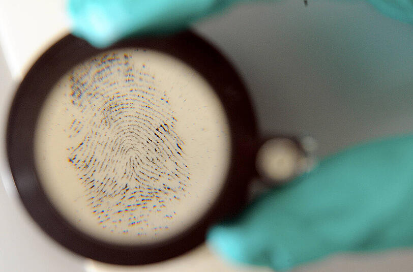 Führt das Gutachten der neuen Fingerabdruckanalyse zum Täter vom Einbruch 2012?