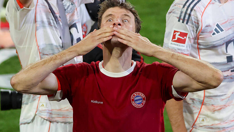 Ein Busserl und ein Witz zum Abschluss: Thomas M&uuml;ller.