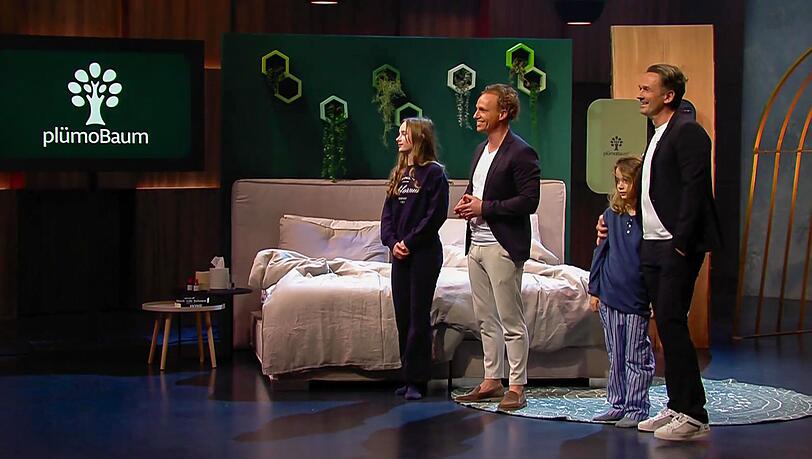 Die Gründer Benjamin Koch und Yavuz Akbas haben ihre Kinder mit dabei - das schützt sie allerdings nicht vor der scharfen Kritik der Löwen. Die Gründer Benjamin Koch und Yavuz Akbas haben ihre Kinder mit dabei - das schützt sie allerdings nicht vor der scharfen Kritik der Löwen.