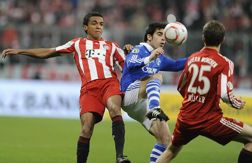 LUIZ GUSTAVO: Bemüht, eifrig, aber weitgehend wirkungslos. Musste später mal wieder aus dem Zentrum in die Innenverteidigung umziehen.Note 3
