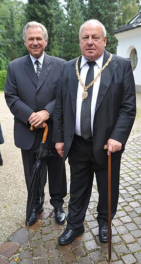 ...Hermann Memmel und Helmut Schmid...
