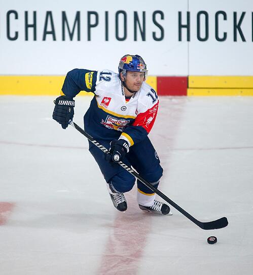 Mads Christensen, Stürmer des EHC Red Bull München.