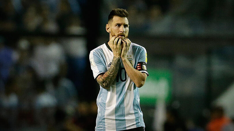 Lionel Messi und Argentinien drohen die WM zu verpassen.