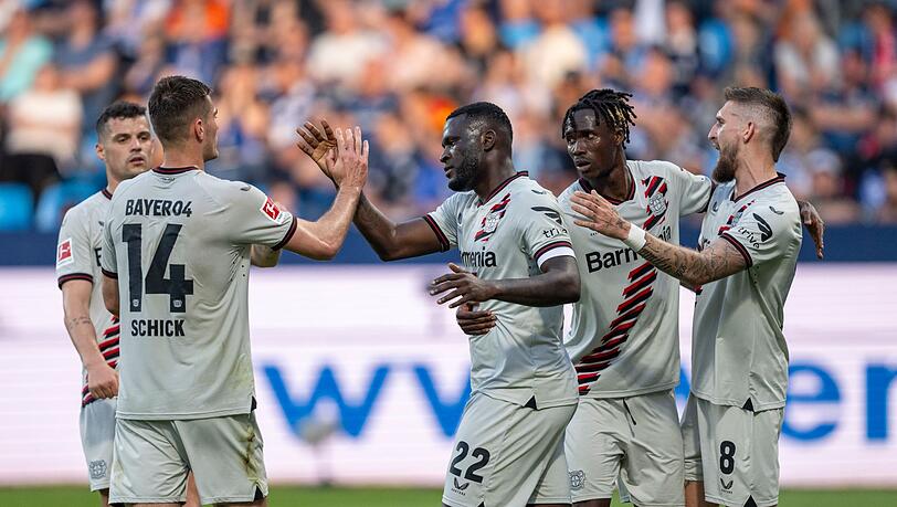 Weiterhin ungeschlagen: Leverkusen zeigte auch in Bochum einen starken Auftritt und siegte klar. Weiterhin ungeschlagen: Leverkusen zeigte auch in Bochum einen starken Auftritt und siegte klar.