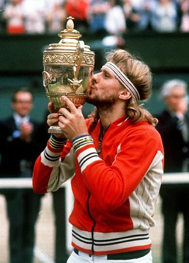 Der erfolgreiche Tennisspieler Björn Borg gewann in den Jahren 1976 bis 1980 fünfmal in Folge in Wimbledon und zählt bis heute zu den besten Tennisspielern in der Geschichte.