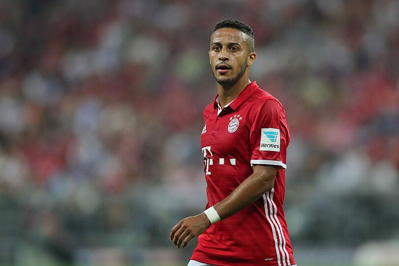 Thiago: Note 4. Der zweite Wechsel des Nachmittags: Als Sanches sich bis zur 61 Minute ausgepowert hatte, kam Thiago ins Mittelfeld. Hatte wenige gute Aktionen, verteilte die Bälle, versuchte Ordnung in die eigenen Reihen zu bringen.