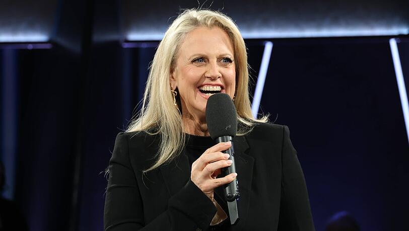 Barbara Sch&ouml;neberger steht seit Jahren f&uuml;r den ESC und seine Begleitshows auf der B&uuml;hne.