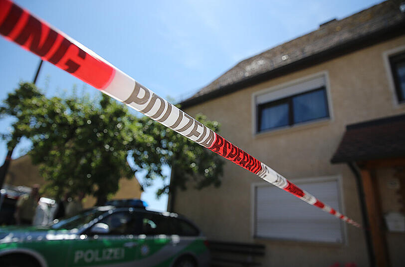 Bei einem Amoklauf im Landkreis Ansbach sind am Freitagmorgen zwei Menschen ums Leben gekommen.