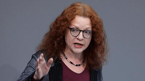 Margarete Bause von Bündnis90/Grüne spricht bei der Sitzung des Bundestages. Foto: Jörg Carstensen/Archivbild
