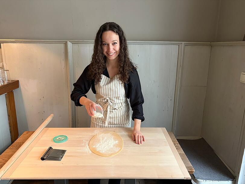 Natalie Bruno (35) stellt den Pastateig immer selbst her. Hinein kommen nur Hartweizenmehl und Eier.
