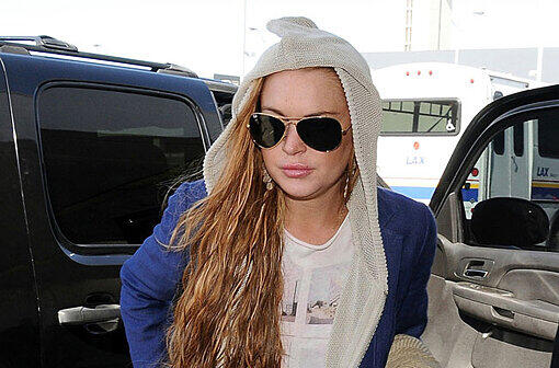 Lindsay Lohan hat gestanden, nicht mehr trocken zu sein.