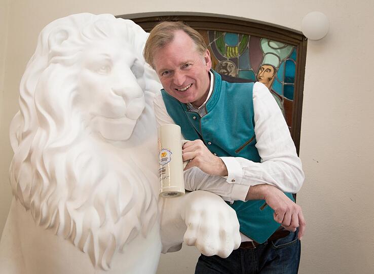 Prost Löwe! Kabarettist Christian Springer tritt im Löwenbräukeller auf.