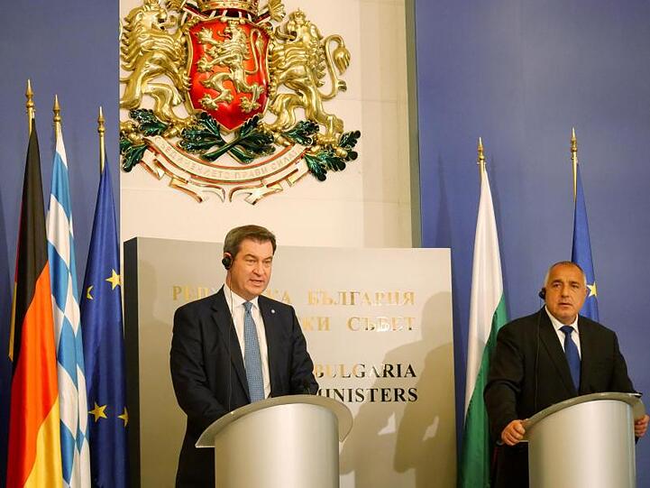 Der CSU-Vorsitzende und bayerische Ministerpräsident Markus Söder (l) trifft den bulgarischen Regierungschef Boiko Borissow (r). Foto: Christoph Trost