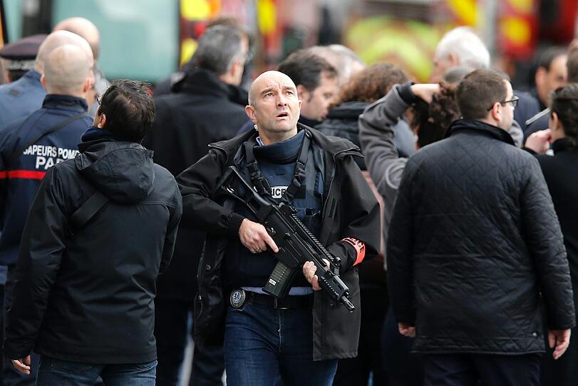 Sieben Terrorverdächtige wurden nach einer Razzia in Paris gefasst.
