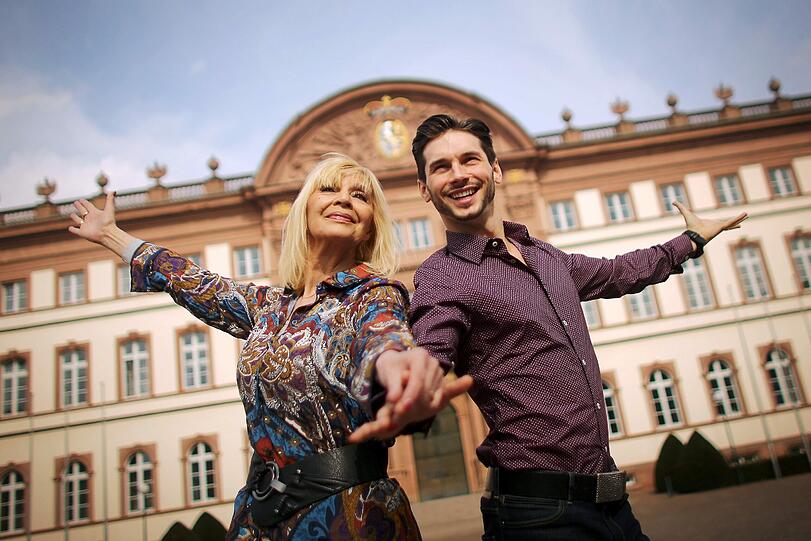 Profitänzer Marius Iepure und Schlagersängerin Cindy Berger (Cindy & Bert)