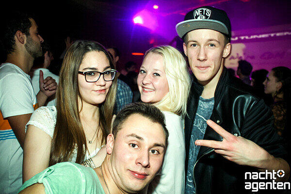 Die besten Party-Bilder vom Samstag. Hier aus dem Neuraum.