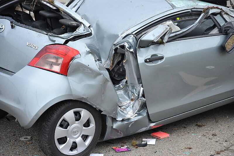 Ein alkoholisierter Fahrer hat im Raum Eching einen schweren Unfall verursacht.