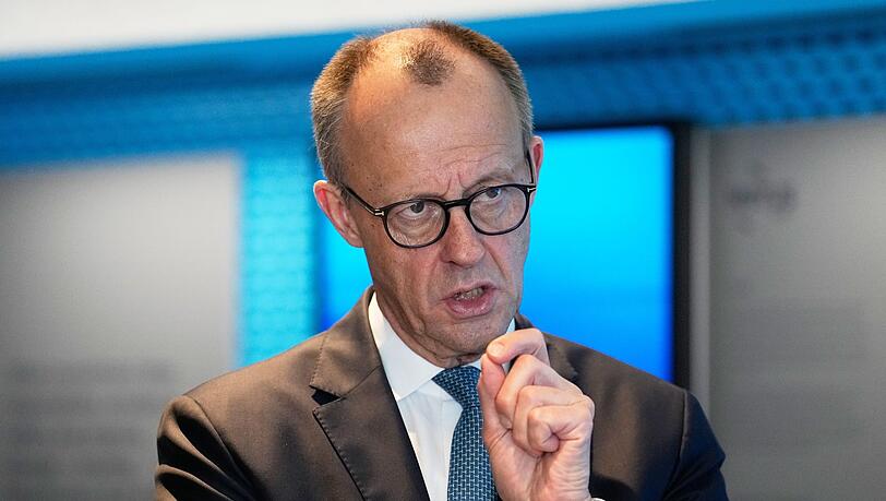 Vor dem Termin in Eschborn besuchte Merz das Unternehmen Niedax Infrastructure in Neustadt (Wied). Vor dem Termin in Eschborn besuchte Merz das Unternehmen Niedax Infrastructure in Neustadt (Wied).