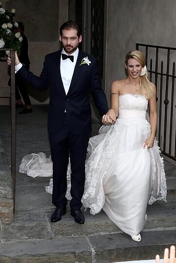 Weitere Bilder der Hochzeit von Michelle Hunziker und Tomaso Trussardi in der AZ-Klickstrecke.
