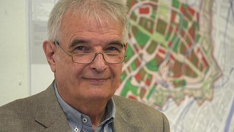 Bernhard Landbrecht erklärt im Interview mit der AZ unter anderem, was er von Neubausiedlungen wie Freiham oder Riem hält.