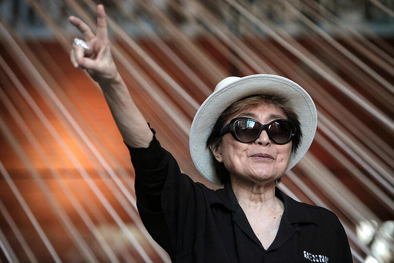 Yoko Ono, Menschenrechtsaktivistin, Filmemacherin und Künstlerin,