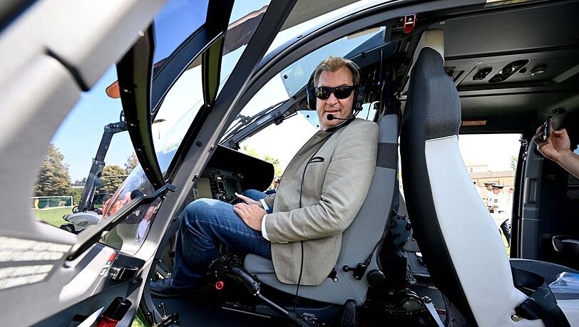 Steuern wird er den Helikopter nicht selbst - aber wie oft nutzt Markus S&ouml;der Polizeihubschrauber? (Archivbild)