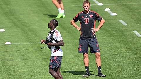 Sadio Mané und Julian Nagelsmann im Bayern-Training.