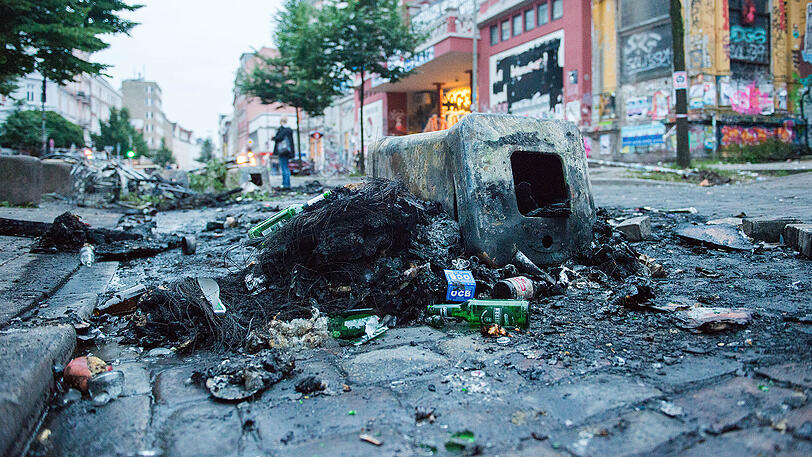 Chaos und Zerstörung nach der Krawallnacht.