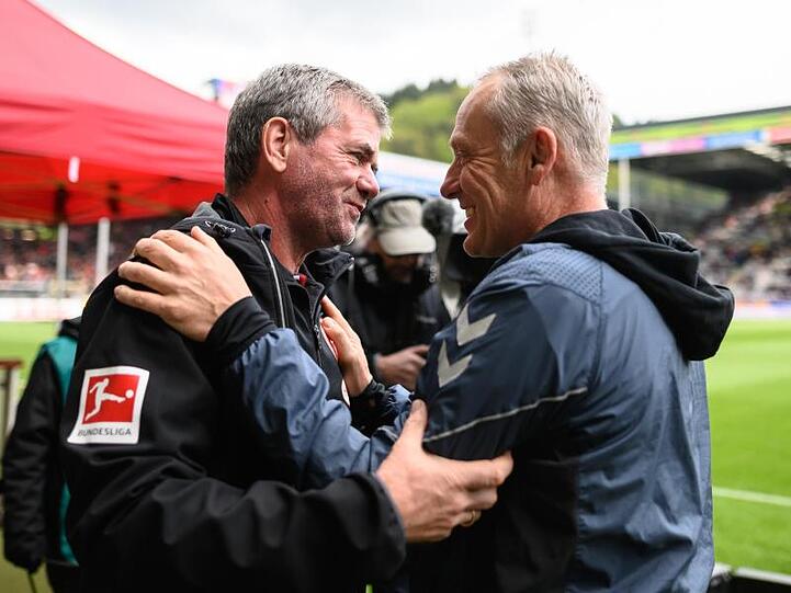 Glücklich mit ihren Teams: Düsseldorf-Coach Funkel und Freiburgs Trainer Streich.