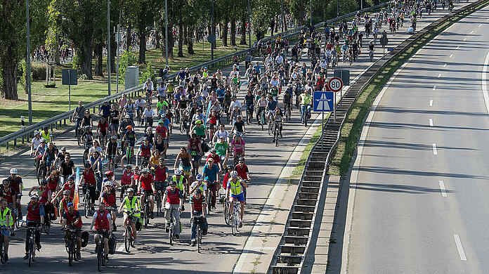 Die IAA-Radsternfahrt 2019 in Frankfurt. (Archivbild)