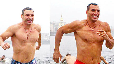Und schnell wieder raus aus dem eisigen Nass: Vitali (li.) und Wladimir Klitschko