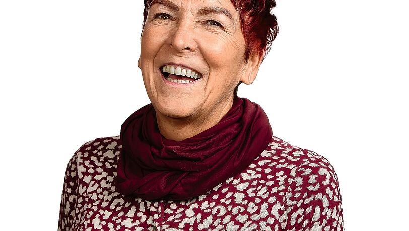 "Oma Conny" sammelt die Fr&uuml;chte auf Feldern.