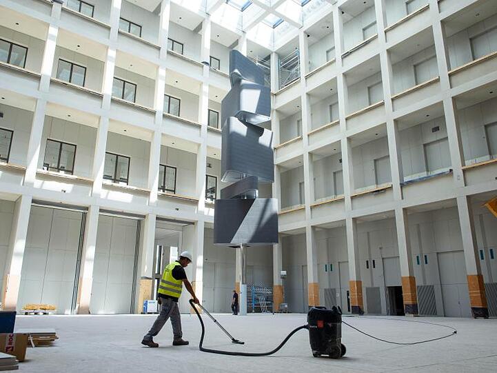Blick ins Foyer des Humboldt-Forums im neuen Berliner Stadtschloss.