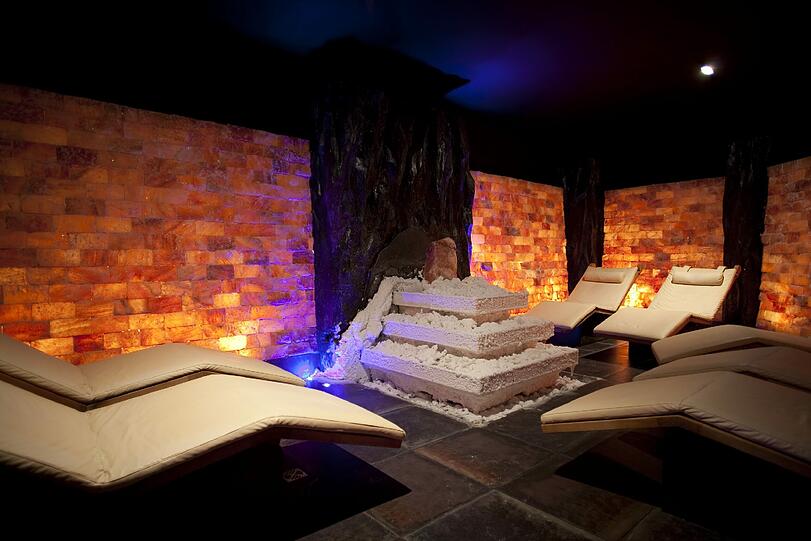 Bilder vom eleganten Fünf-Sterne Spa & Sport Resort &bdquo;Adler Dolomiti&ldquo;