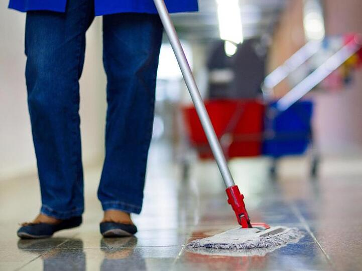 Nach amtlichen Zahlen arbeitet rund jeder fünfte sozialversicherungspflichtig Beschäftigte im Niedriglohn-Bereich.