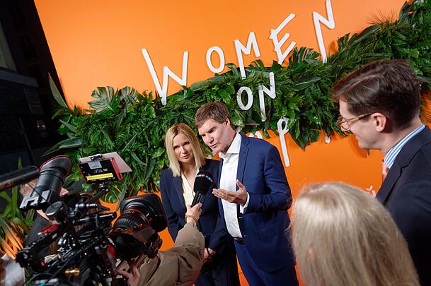 Veronica Ferres engagiert sich auch gesellschaftlich - unter anderem für Frauen-Empowerment. (Archivbild) Veronica Ferres engagiert sich auch gesellschaftlich - unter anderem für Frauen-Empowerment. (Archivbild)