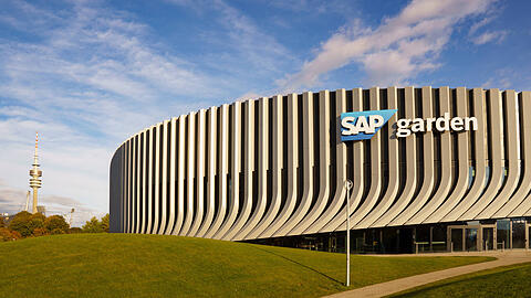 SAP Garden, neue Multifunktionsarena in München, Bayern, Deutschland SAP Garden, neue Multifunktionsarena für Events, Eishockey und Basketball sowie weitere 40 und sportnahe Veranstaltungen LicenseRM 22590855 Copyright: xZoonar.com/SandraAlkadox 22590855