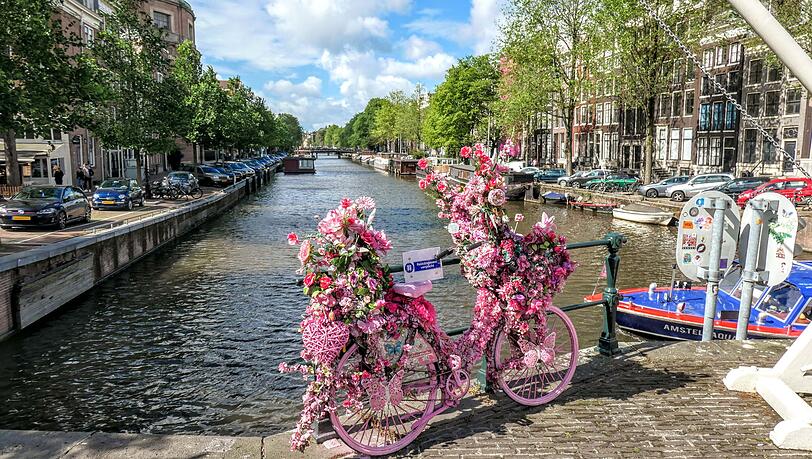 Beliebt bei internationalen Touristen: Amsterdam in den Niederlanden Beliebt bei internationalen Touristen: Amsterdam in den Niederlanden