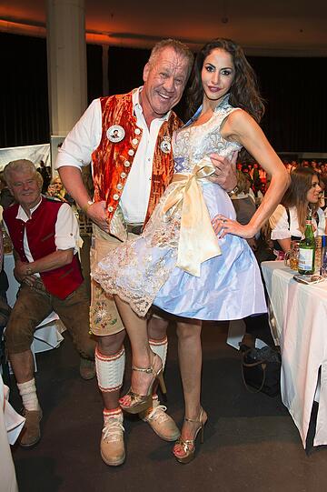 Hugo Bachmaier und Janina Youssefian