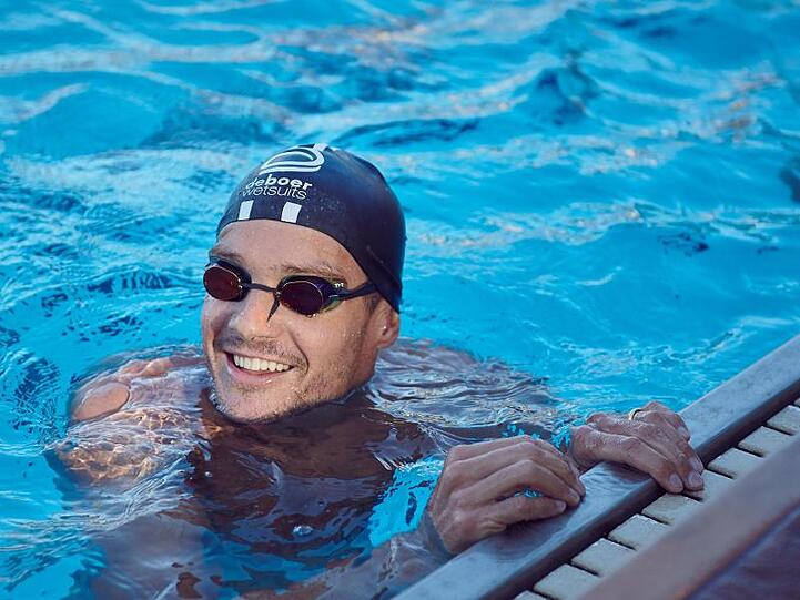 Im eigenen Pool will Jan Frodeno 3,8 Kilometer schwimmen.