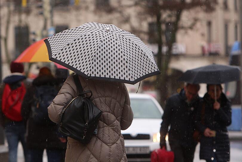 Zum Maianfang wird es in Bayern wieder kühler und regenreicher.