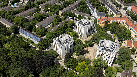 Die energetische Modernisierung der Hochhäuser in der Wilram- und Wageneggerstraße ist Teil des Klimaquartiers Ramersdorf. Die energetische Modernisierung der Hochhäuser in der Wilram- und Wageneggerstraße ist Teil des Klimaquartiers Ramersdorf.