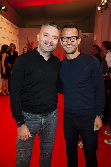 Designer Adrian Runhof und Johnny Talbot