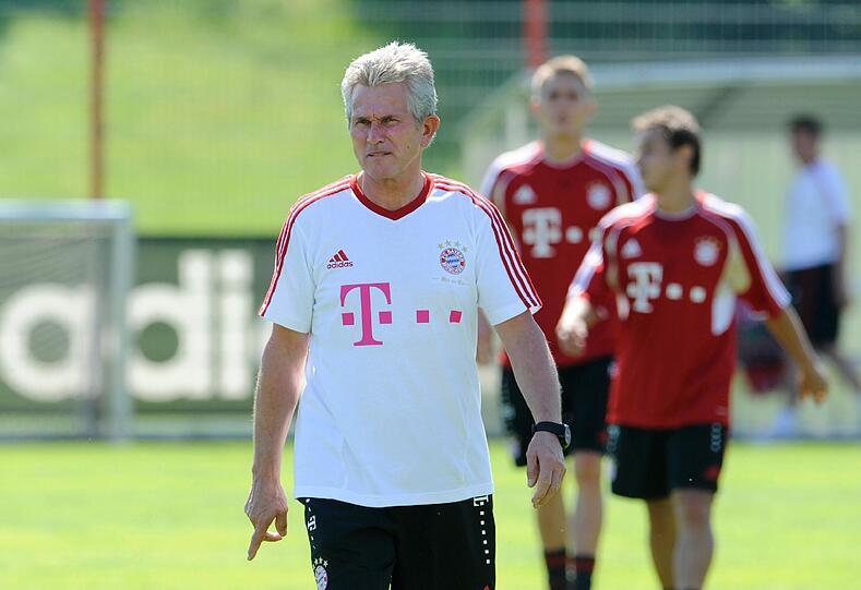 Bayern-Trainingsuaftakt bei strahlendem Sonnenschein an der Säbener Straße: Die Bilder