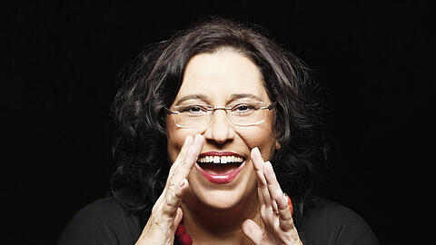 Maria Farantouri bezirzt heute Abend das Münchner Publikum und nebenbei noch die griechischen Götter.