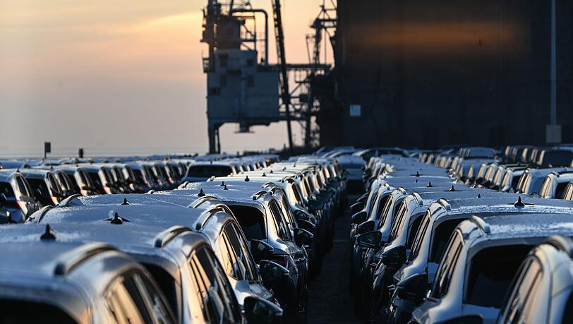 Die deutschen Autohersteller haben zuletzt deutlich an Absatz in China verloren. Als Grund gilt neben den hochsubventionierten neuen lokalen E-Auto-Marken auch eine neue Luxussteuer auf teure Autos, die vor allem deutsche Marken trifft. (Archivbild)