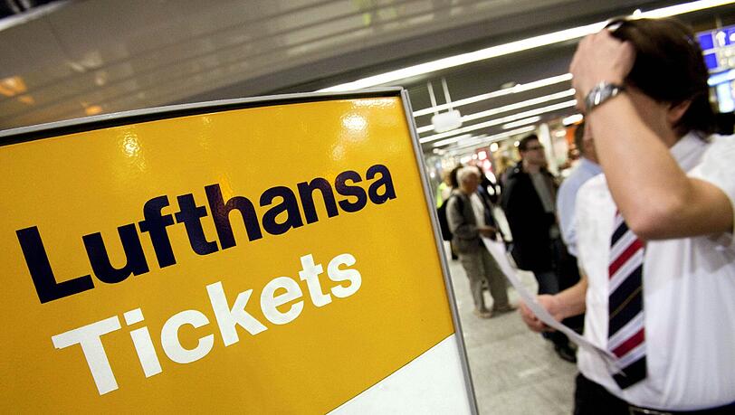 Mit der Ticketgebühr von Lufthansa waren die Tickets um jeweils 16 Euro teurergeworden, weil die Kranichairline nicht mehr bereit war, aus ihrer Marge die Gebühren der GDS-Anbieter abzudecken. Foto: Frank Rumpenhorst/Archiv Mit der Ticketgebühr von Lufthansa waren die Tickets um jeweils 16 Euro teurergeworden, weil die Kranichairline nicht mehr bereit war, aus ihrer Marge die Gebühren der GDS-Anbieter abzudecken. Foto: Frank Rumpenhorst/Archiv