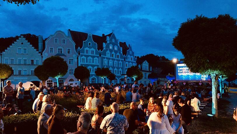 Bald werden die schönsten Gewinnerfilme des Festivals im Open-Air im CCL gezeigt. Vor zwei Jahren spielte das Kurzfilmfestival die besten Filme auf einer großen Leinwand in der Freyung.